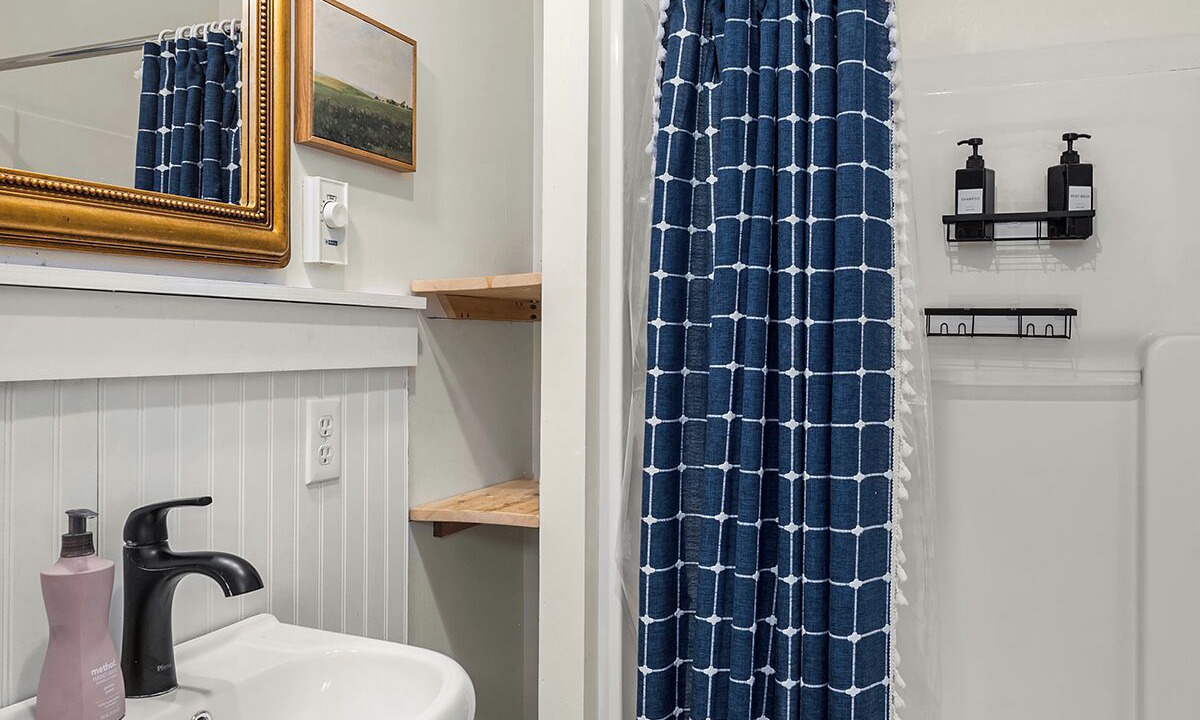 Photo of Bathroom in Rainier Valley