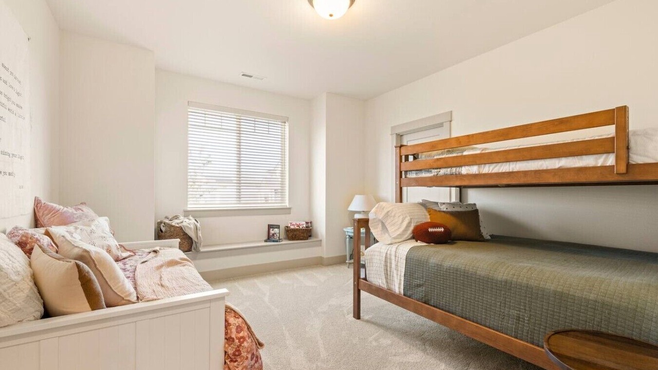 Photo of Bedroom in Tri-Cities