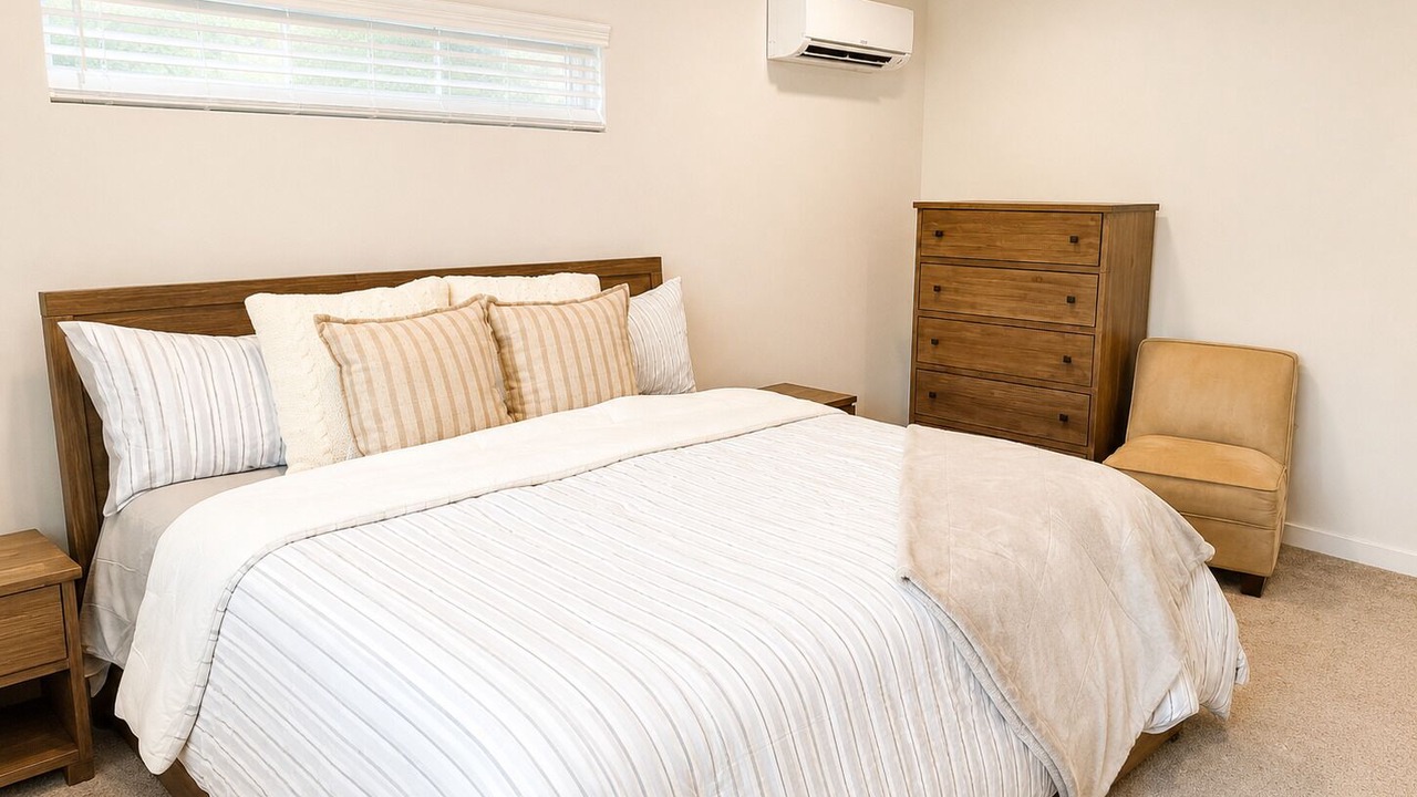 Photo of Bedroom in White Center