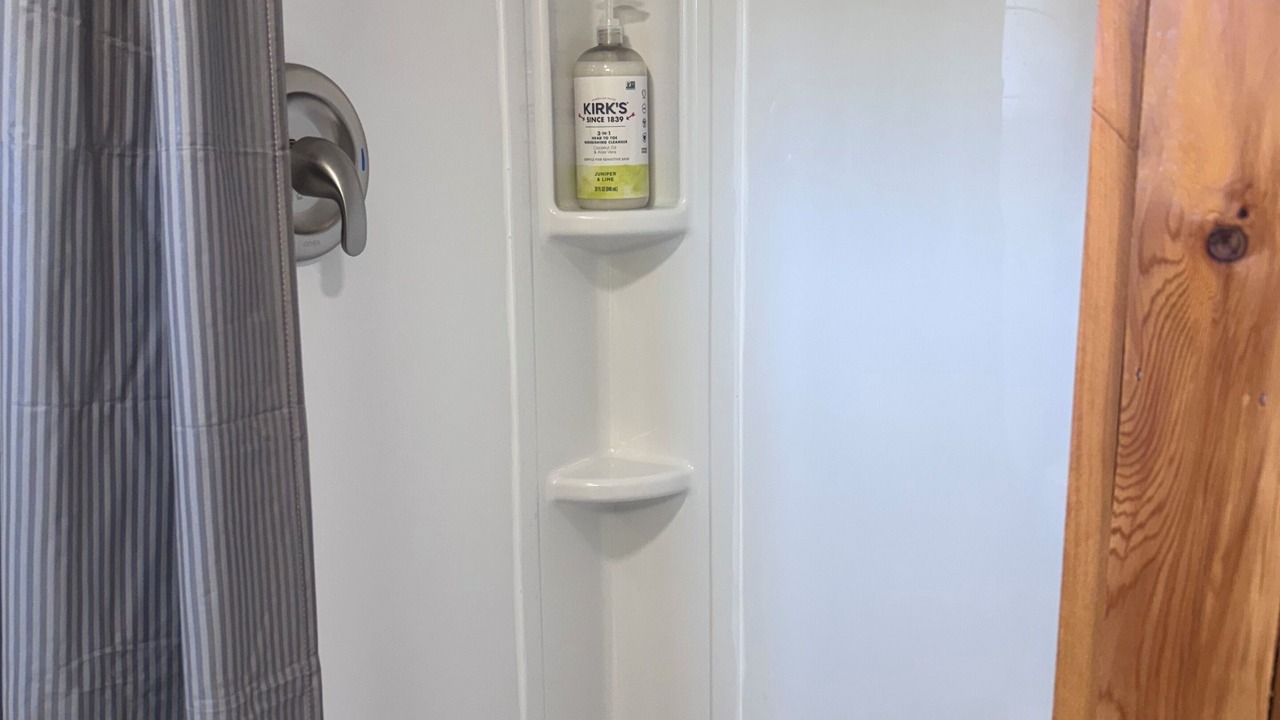 Photo of Bathroom in Garden Valley