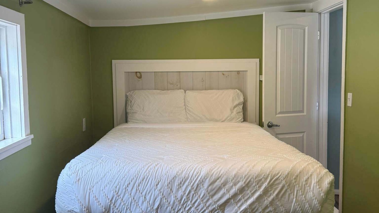 Photo of Bedroom in Loon Lake