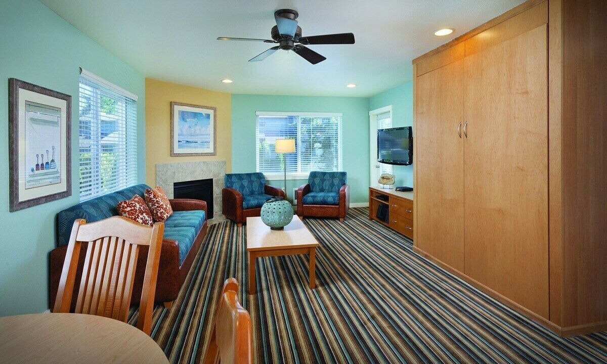 Photo of Livingroom in Birch Bay
