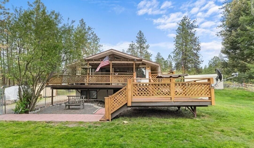 Photo of Outdoor in Kettle Falls