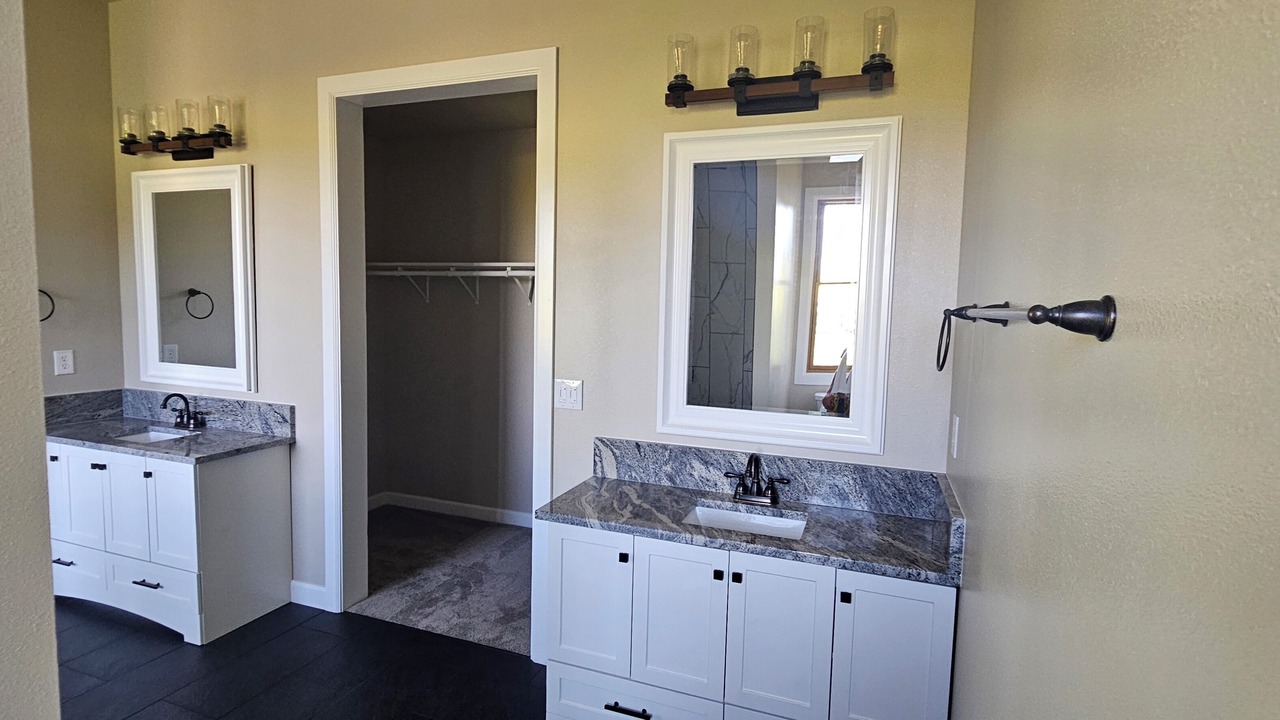 Photo of Bathroom in Latah