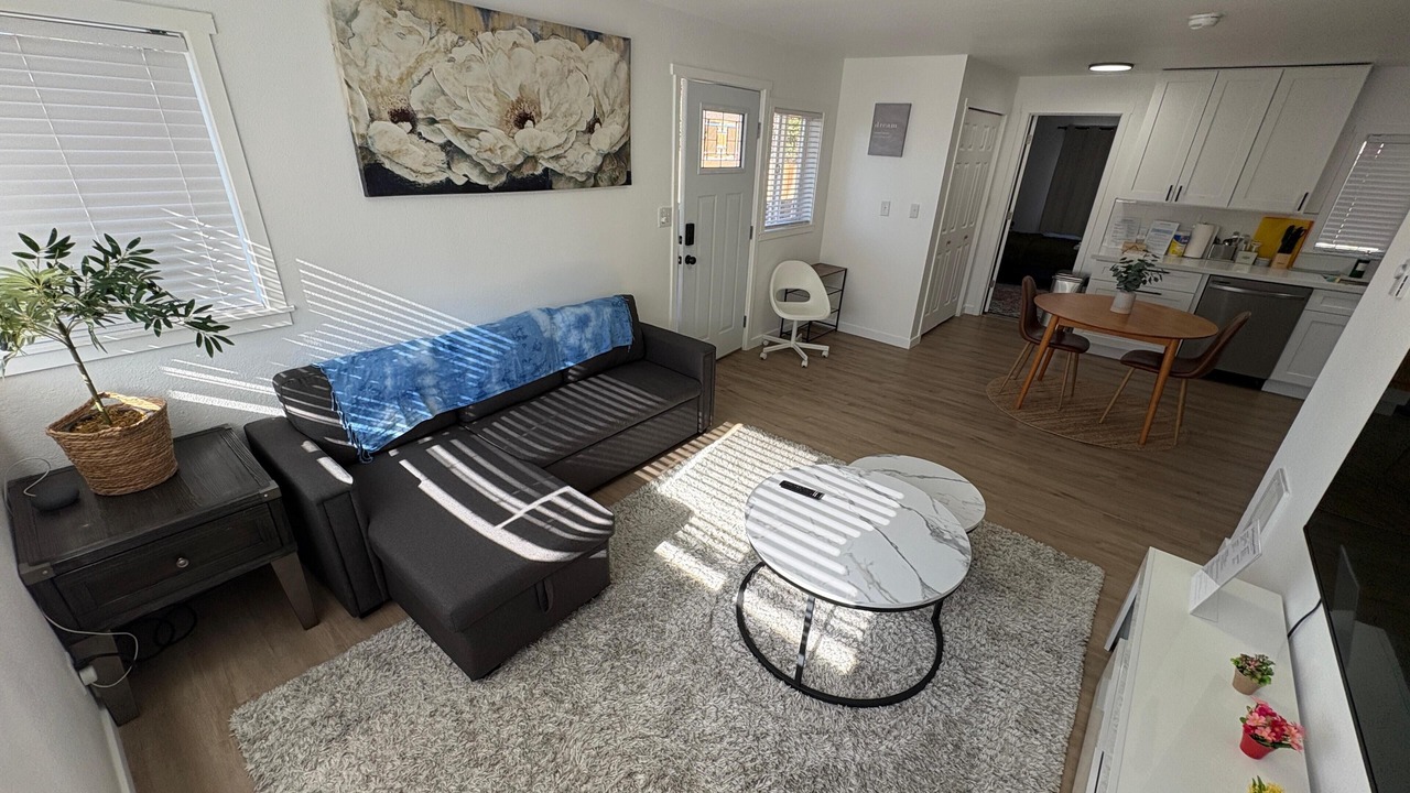Photo of Livingroom in Renton