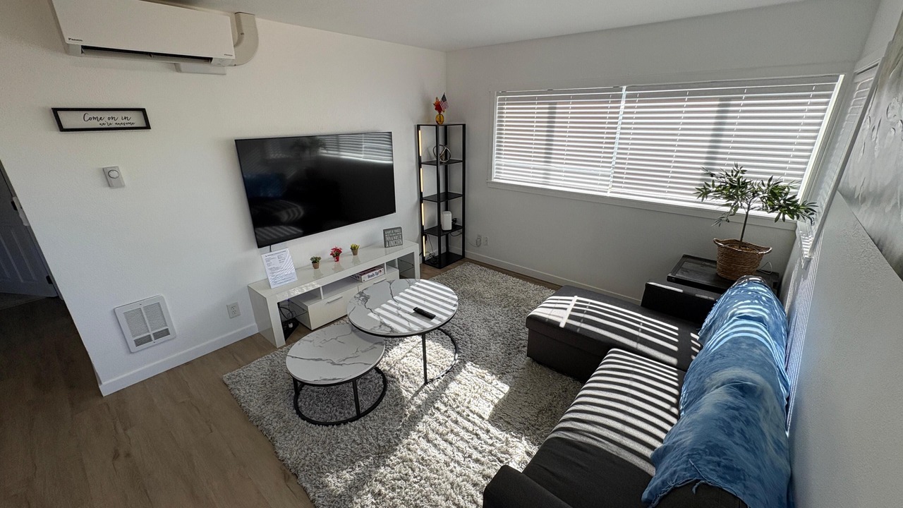 Photo of Livingroom in Renton