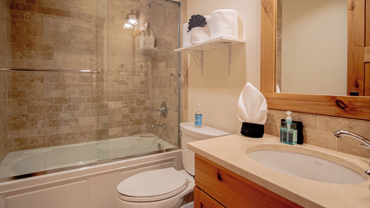 Photo of Bathroom in Elkhorn Village