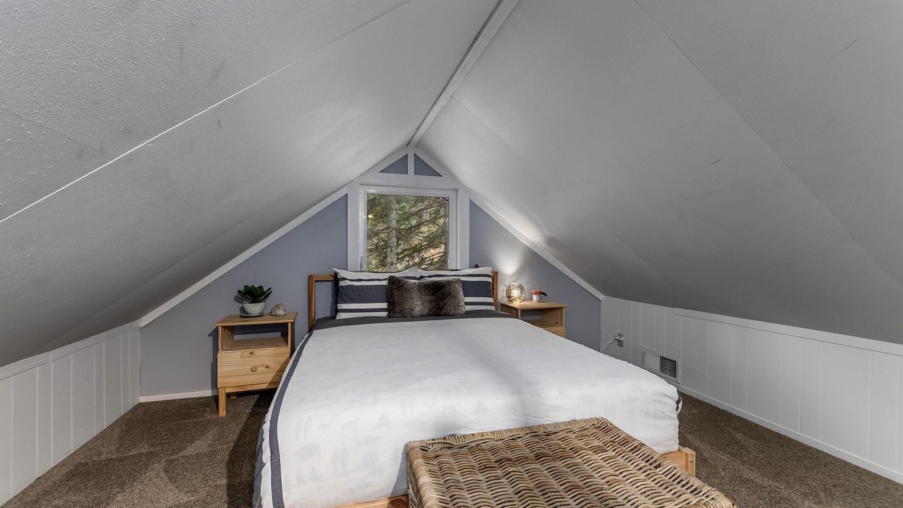 Photo of Bedroom in Leavenworth