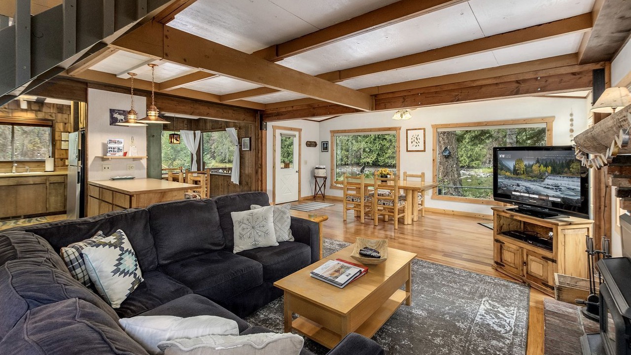 Photo of Livingroom in Leavenworth