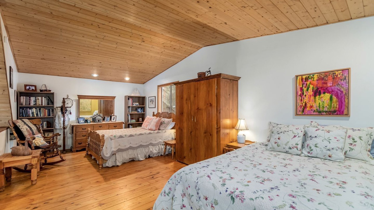 Photo of Bedroom in Leavenworth
