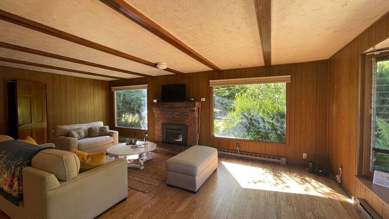 Photo of Livingroom in Hayden Lake