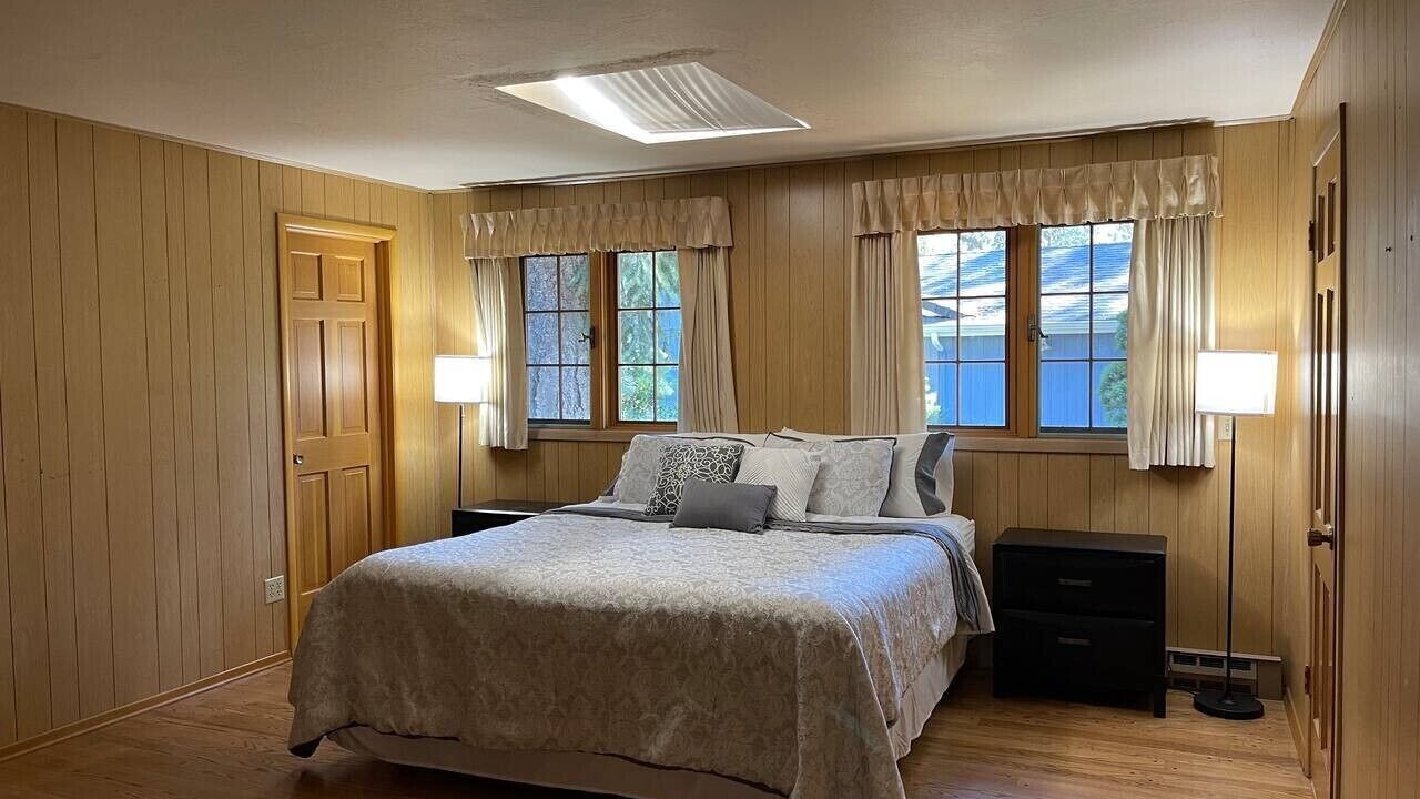 Photo of Bedroom in Hayden Lake
