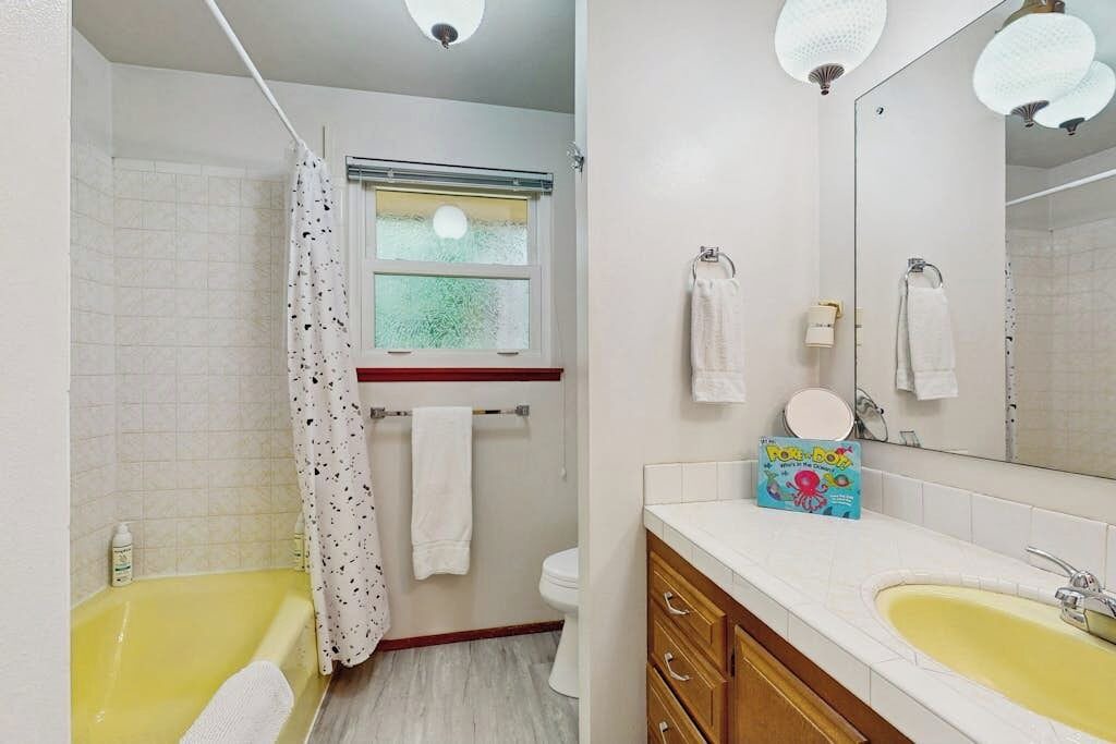 Photo of Bathroom in Clinton