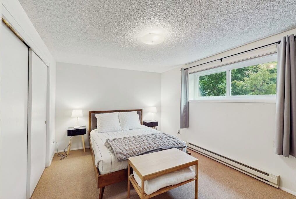 Photo of Bedroom in Clinton