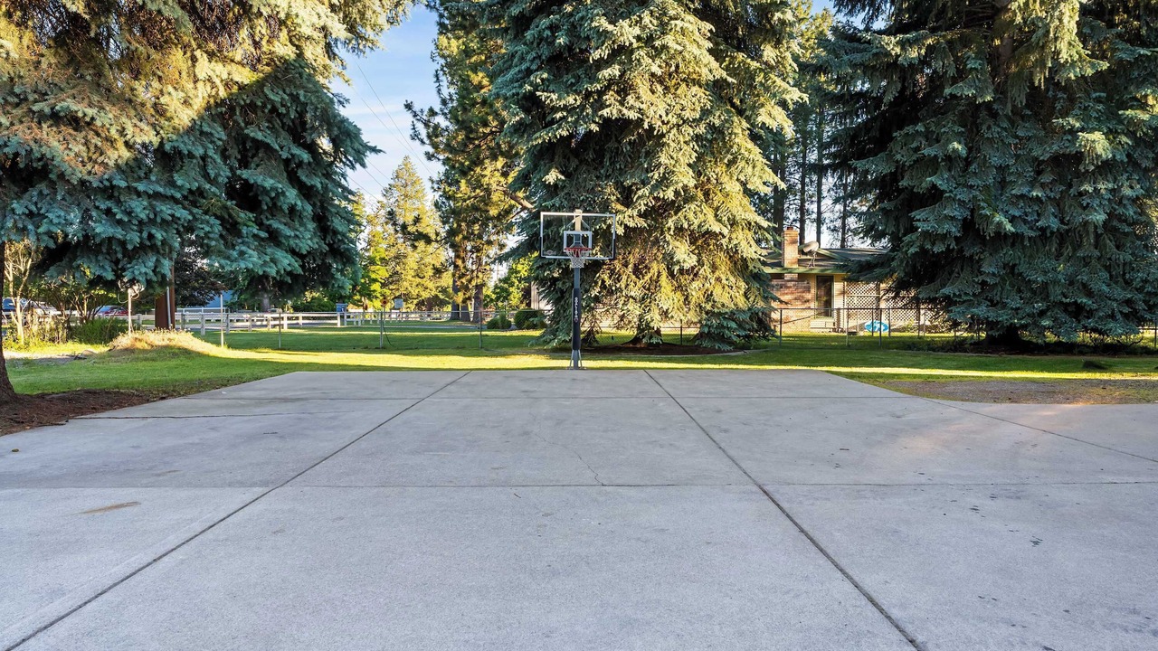 Photo of Outdoor in Dalton Gardens