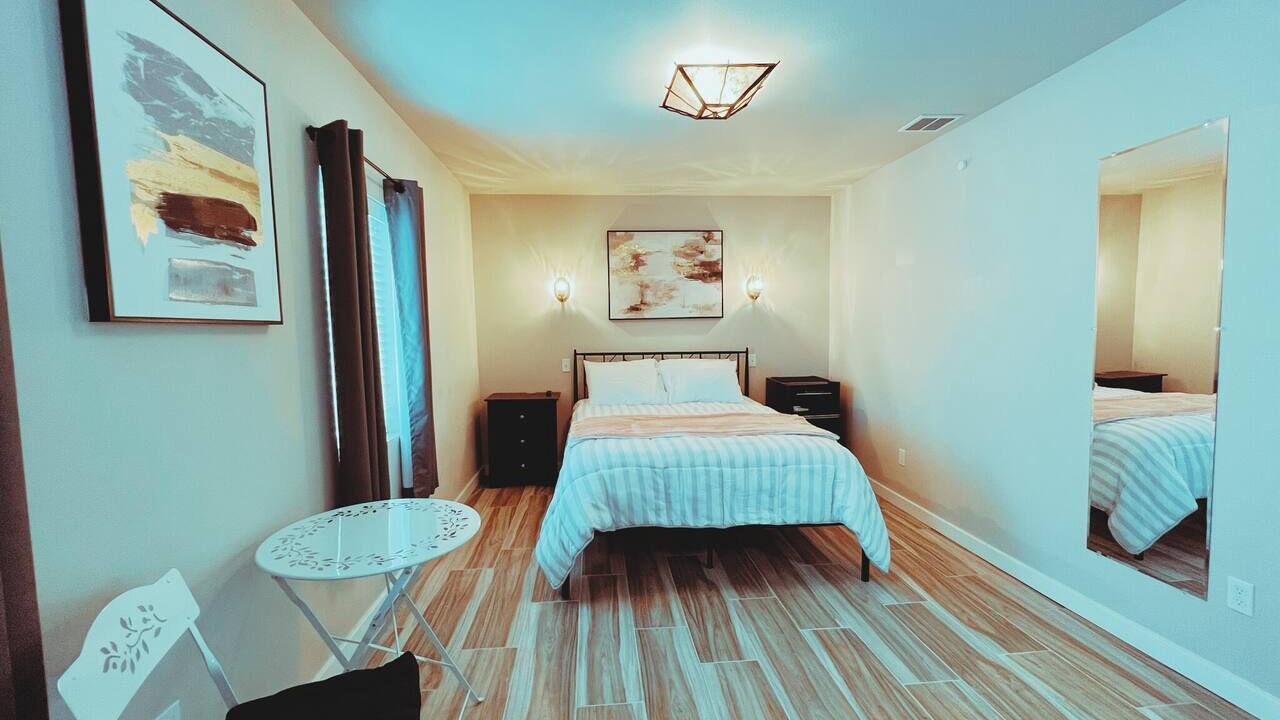 Photo of Bedroom in Mossyrock