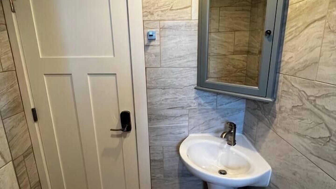 Photo of Bathroom in Mossyrock