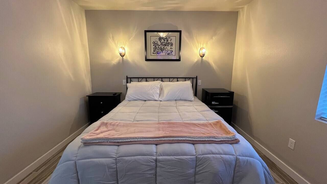 Photo of Bedroom in Mossyrock