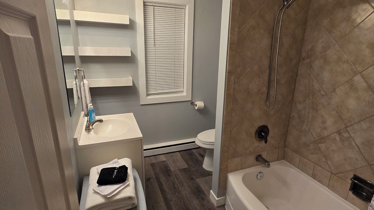 Photo of Bathroom in Eagle
