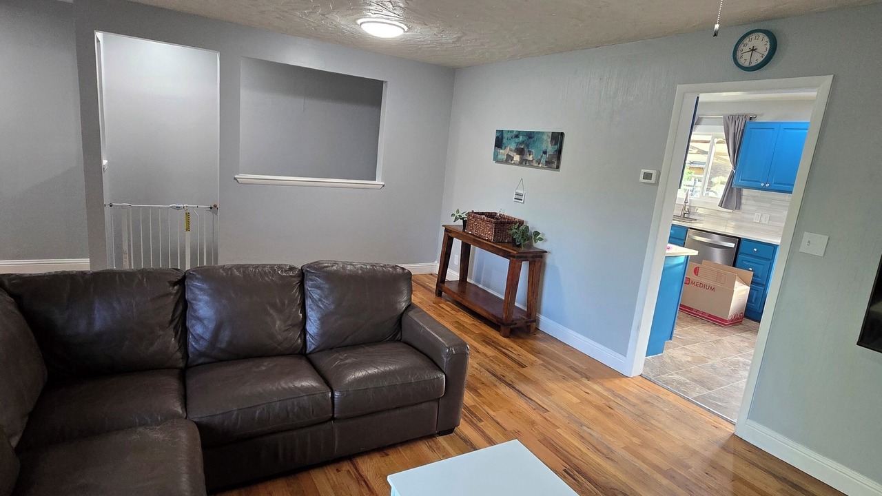 Photo of Livingroom in Eagle