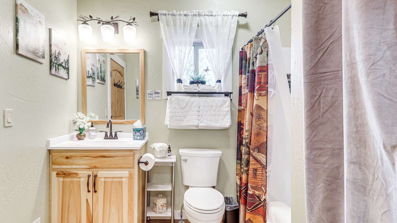 Photo of Bathroom in Eureka