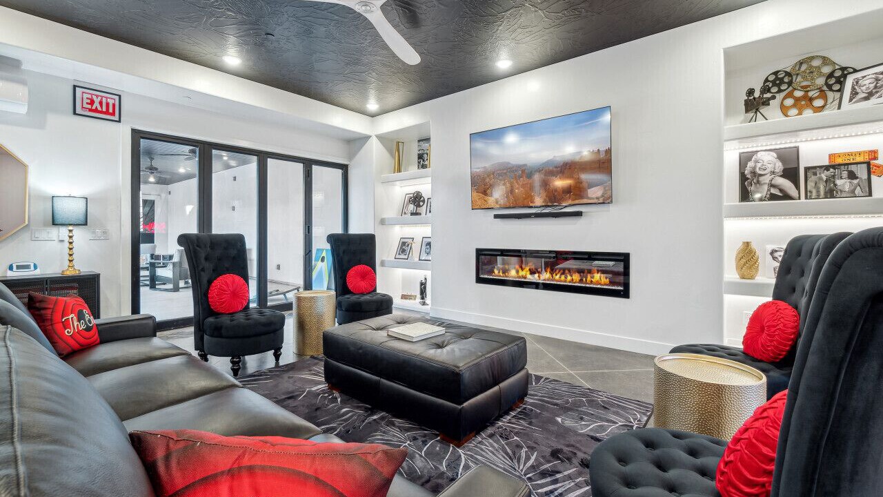 Photo of Livingroom in Hurricane