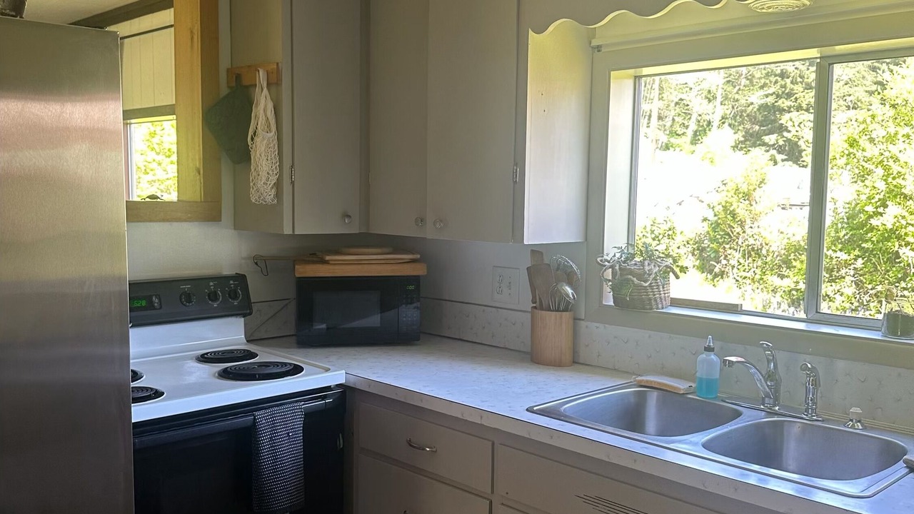 Photo of Kitchen in Amanda Park
