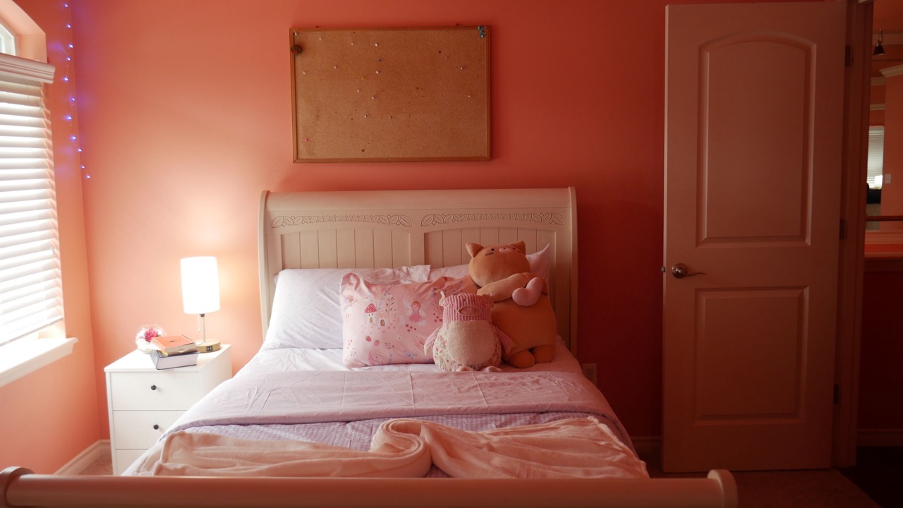 Photo of Bedroom in Maple Valley