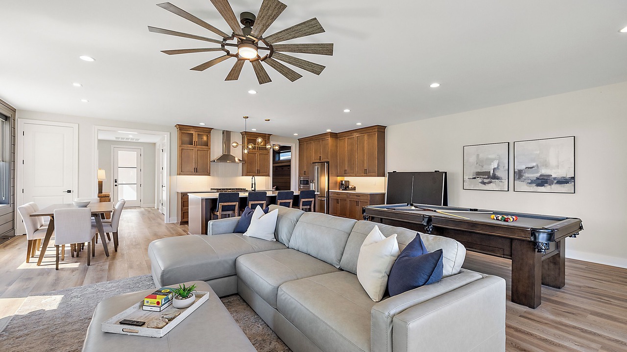 Photo of Livingroom in Harrison