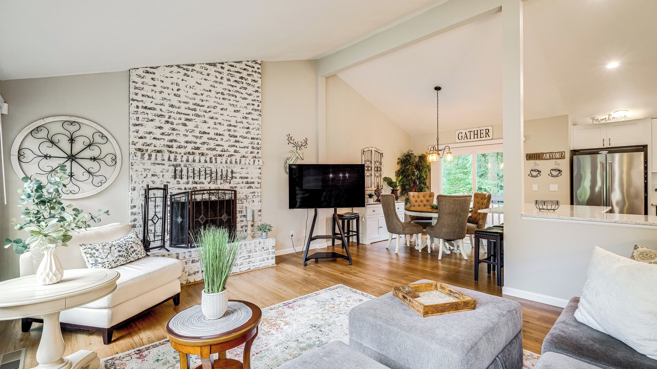 Photo of Livingroom in Bremerton