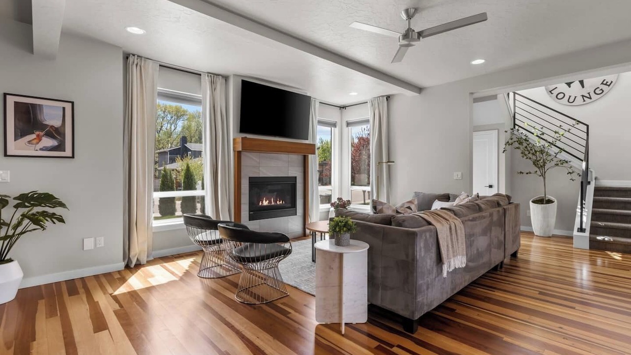 Photo of Livingroom in North End
