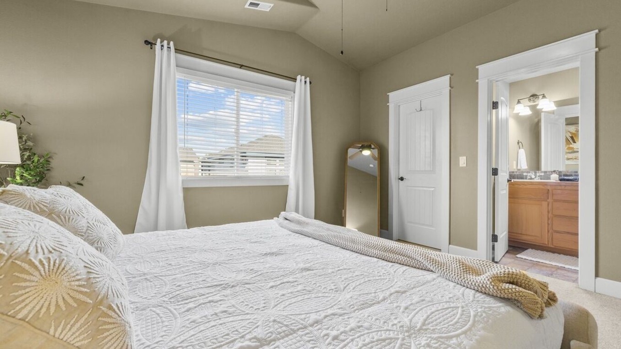 Photo of Bedroom in Southeast Boise