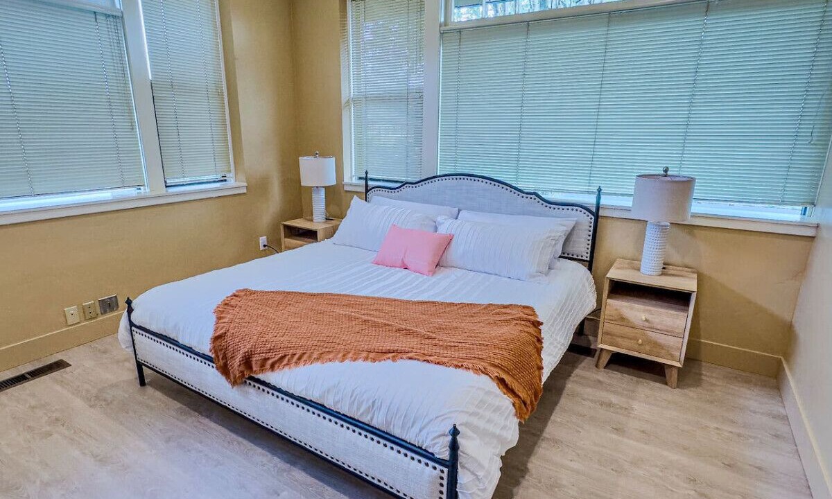 Photo of Bedroom in Medford