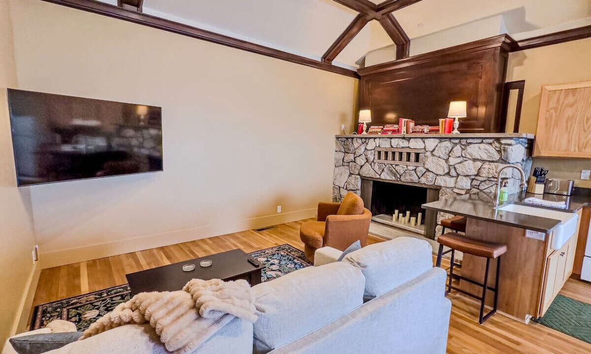 Photo of Livingroom in Medford