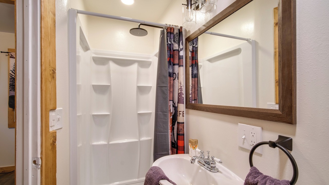 Photo of Bathroom in Chiloquin