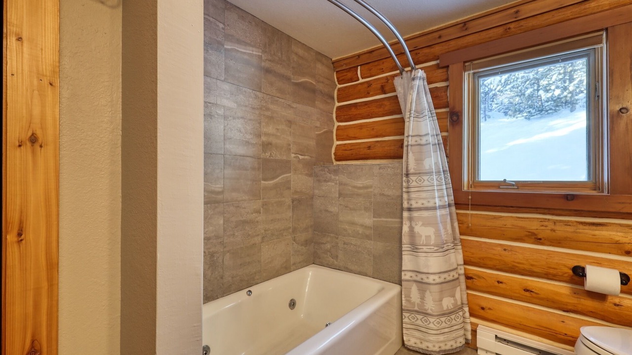 Photo of Bathroom in Big Sky