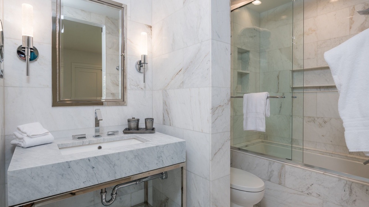 Photo of Bathroom in Elkhorn Village