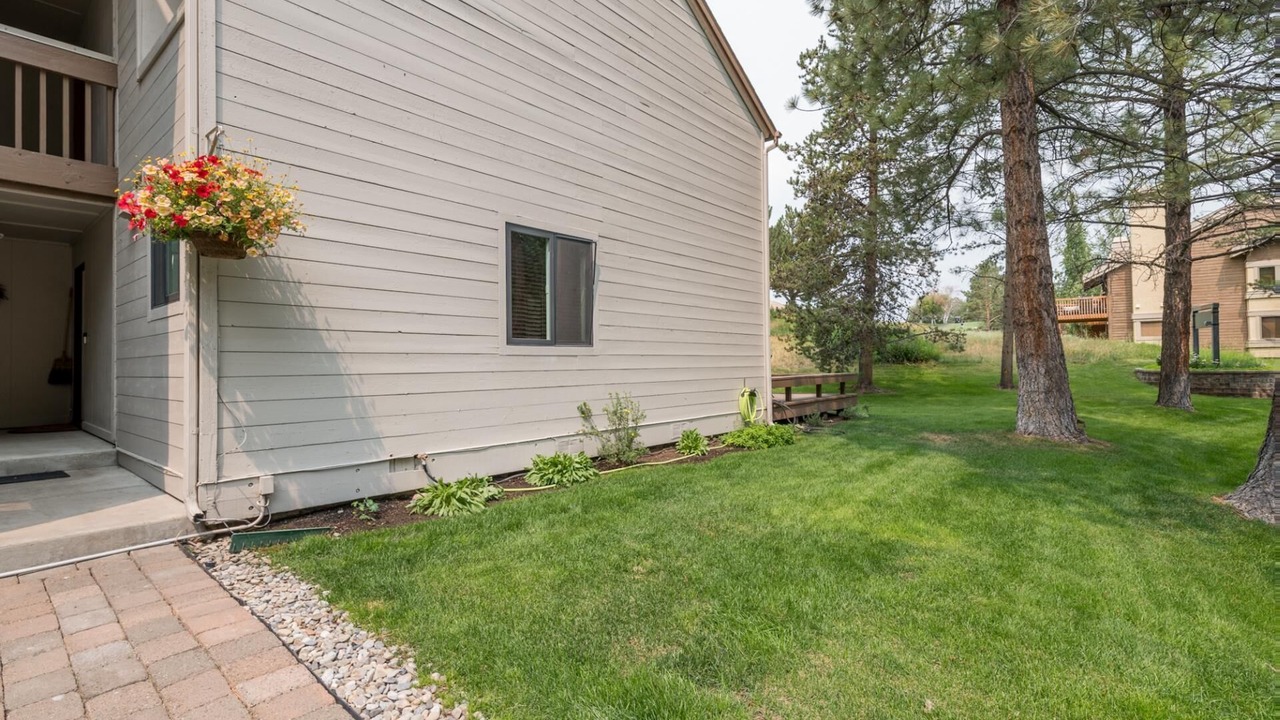 Photo of Outdoor in Elkhorn Village