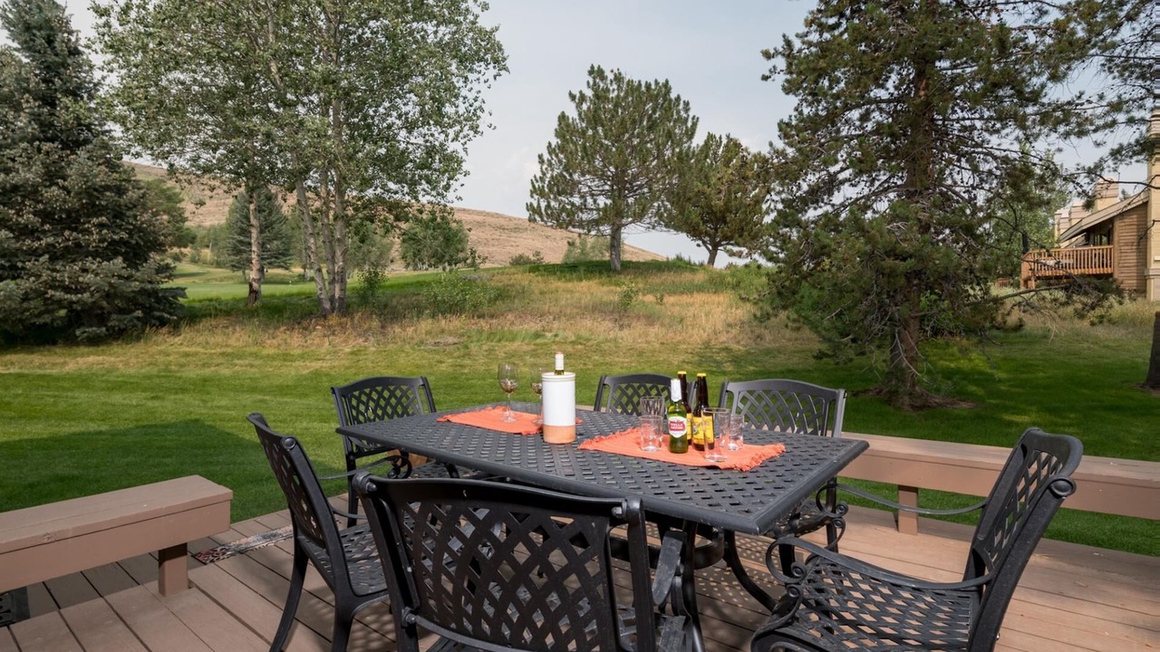 Photo of Outdoor in Elkhorn Village
