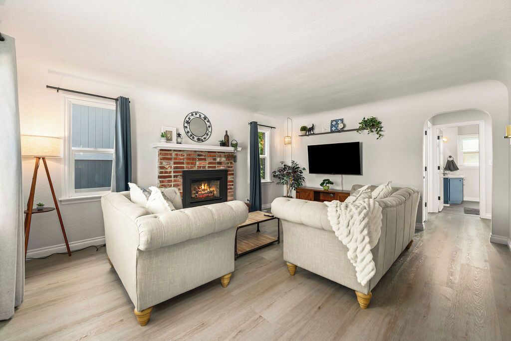 Photo of Livingroom in South End