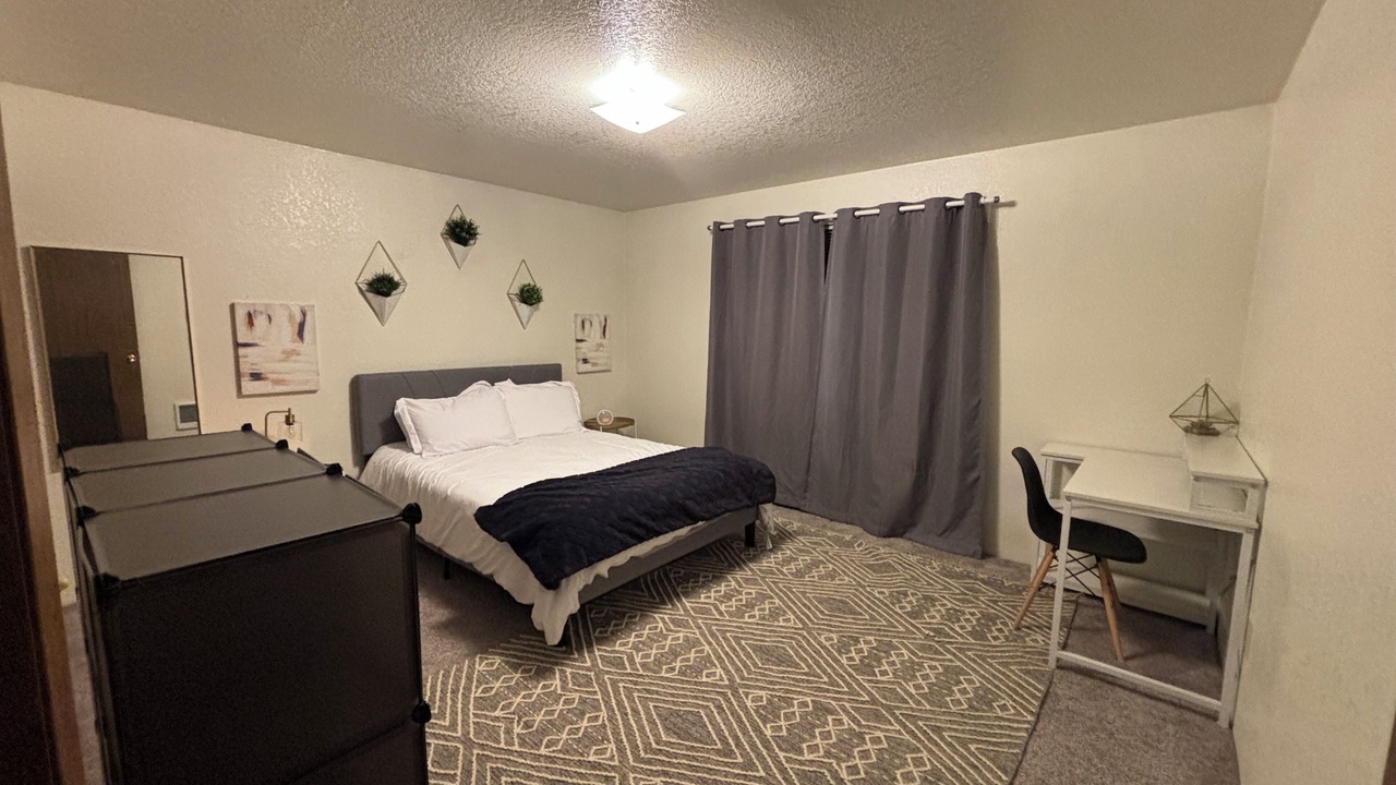 Photo of Bedroom in Burien