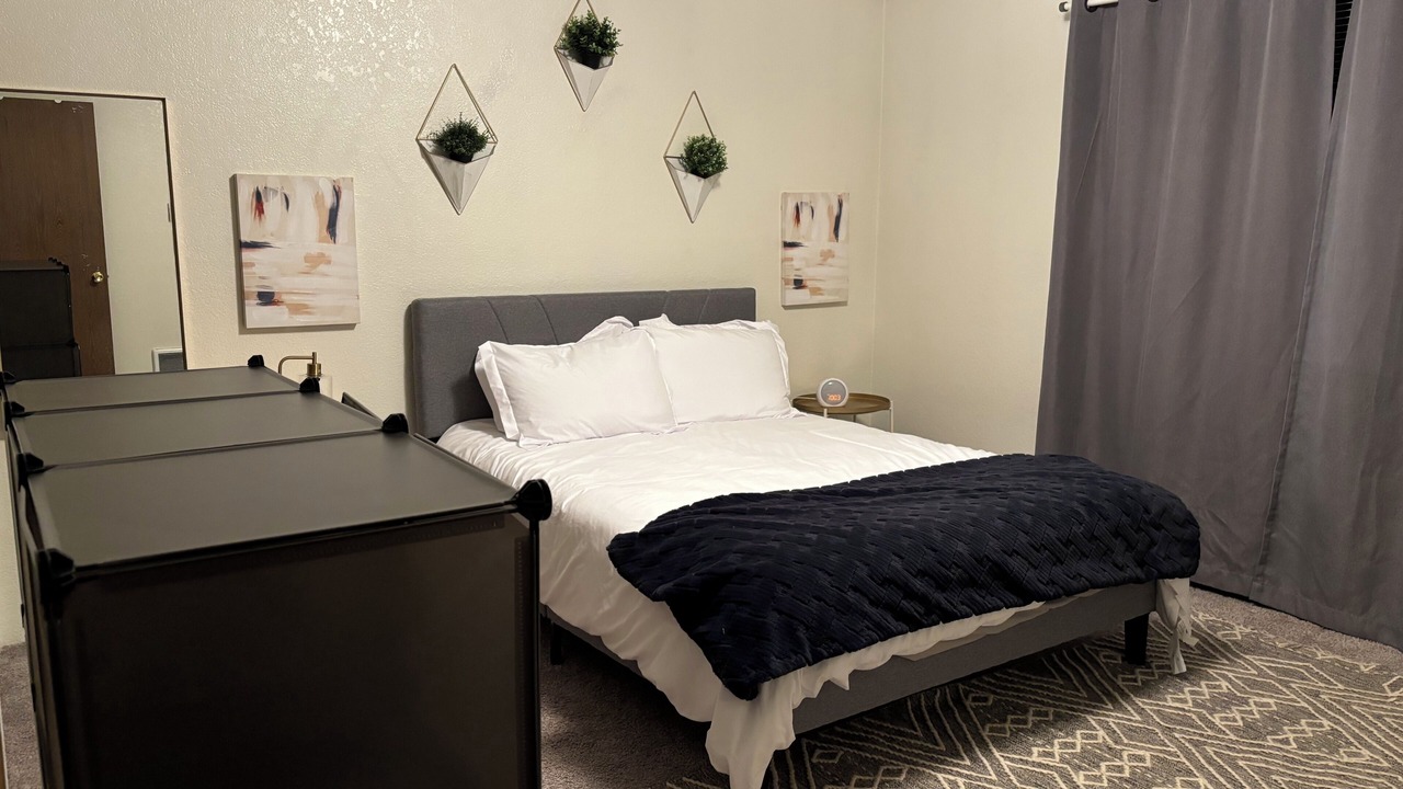 Photo of Bedroom in Burien