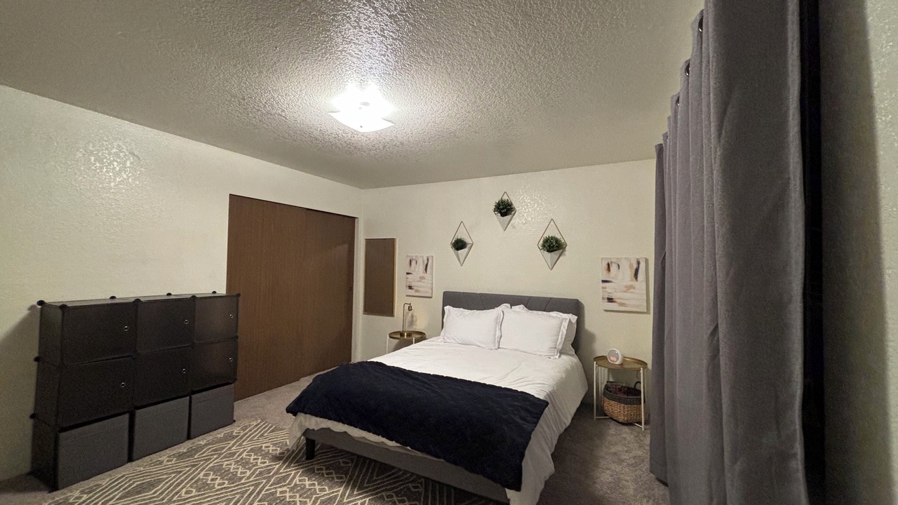 Photo of Bedroom in Burien