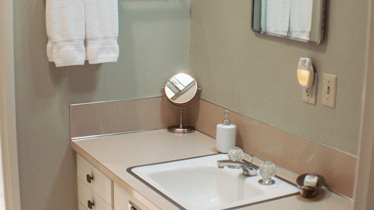 Photo of Bathroom in Idleyld Park