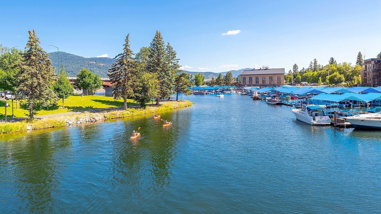 Photo of Others in Sandpoint