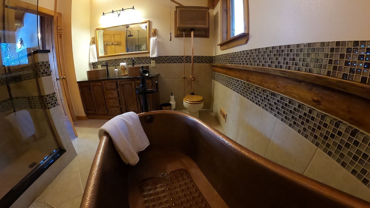 Photo of Bathroom in West Richland