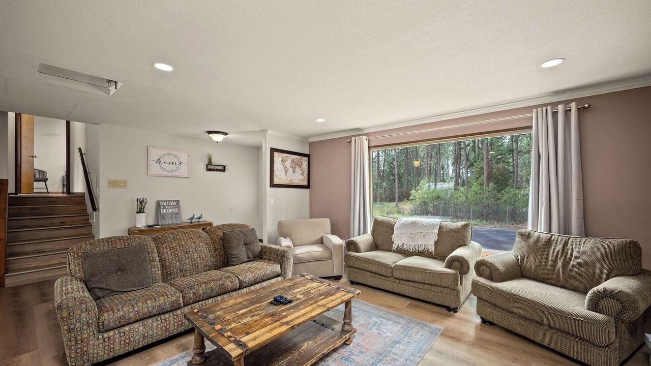 Photo of Livingroom in Post Falls