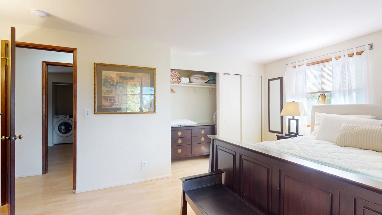 Photo of Bedroom in Bainbridge Island