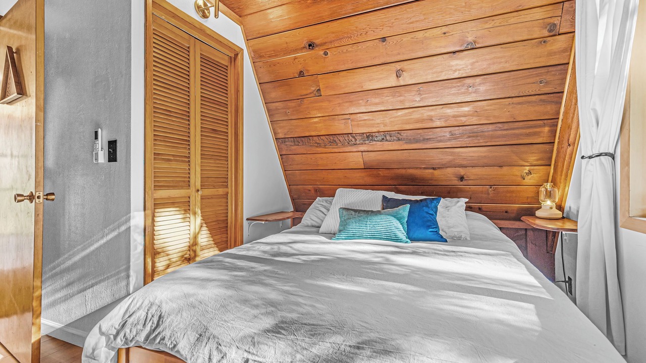 Photo of Bedroom in Grants Pass