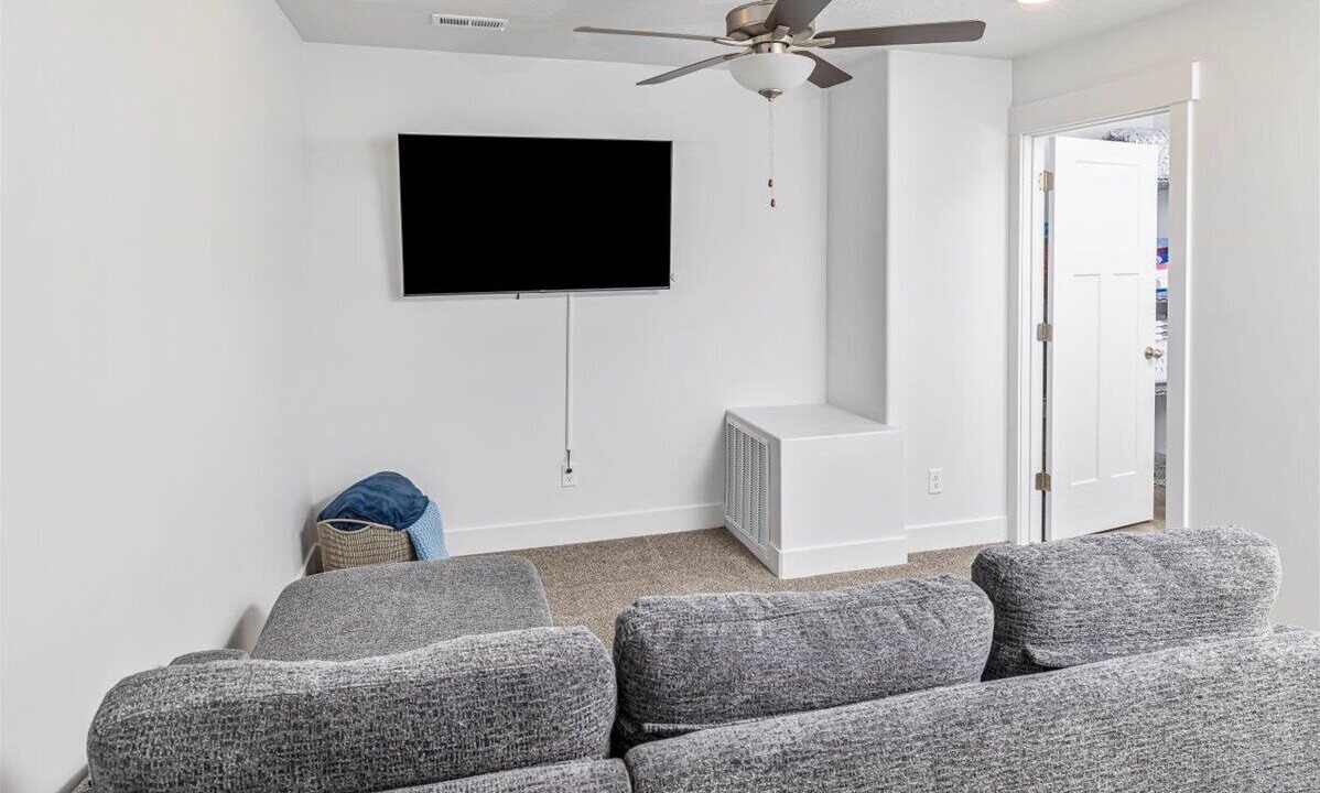 Photo of Livingroom in Sweetwater